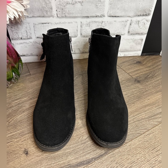LIKE NEW!! Blondo Women's Liam Waterproof Ankle Booties Size 11M Black - Picture 4 of 11